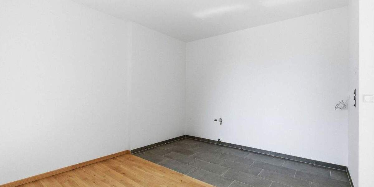 Etagenwohnung Dresden Naußlitz - 2 Zimmer, 56 m&sup2;, 334.700&euro; | Angebot:25387328