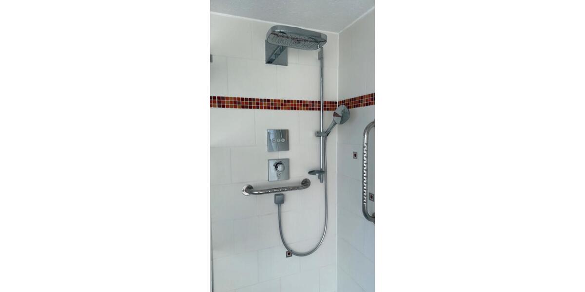 Einfamilienhaus Laage - 4 Zimmer, 140 m&sup2;, 1.600&euro; | Angebot:26195404