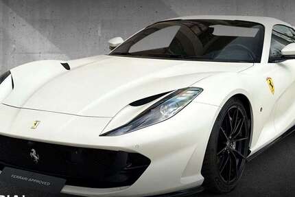 Ferrari 812 2.900 km 539.900 &euro; Osterhofen 94486