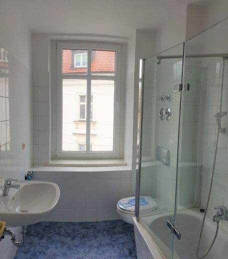 Zimmer Zwickau Pöhlau - 3 Zimmer, 75 m&sup2;, 380&euro; | Angebot:26389544