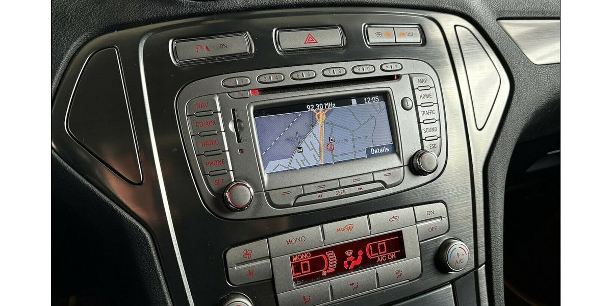 Ford Mondeo 2.0 SCI Aut Temp Stzhzg/belüftung SHD AHK 250.000 km 1.999 &euro; Stade 21682