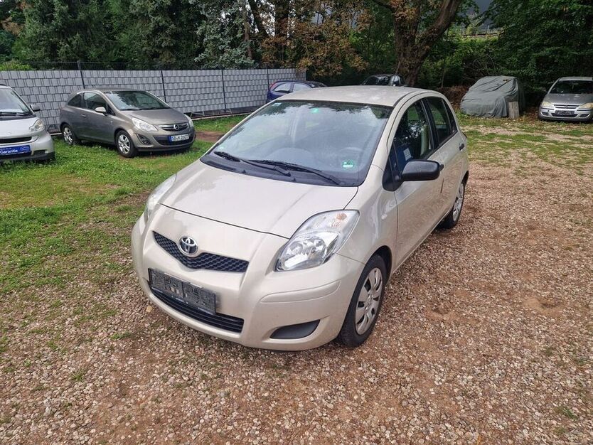 Yaris