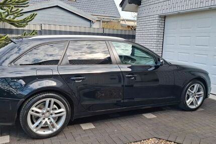 Audi A4 181.945 km 7.950 &euro; Espelkamp 32339