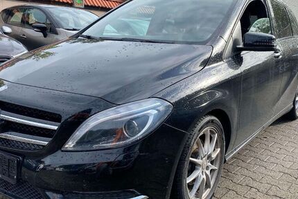 Mercedes B 200