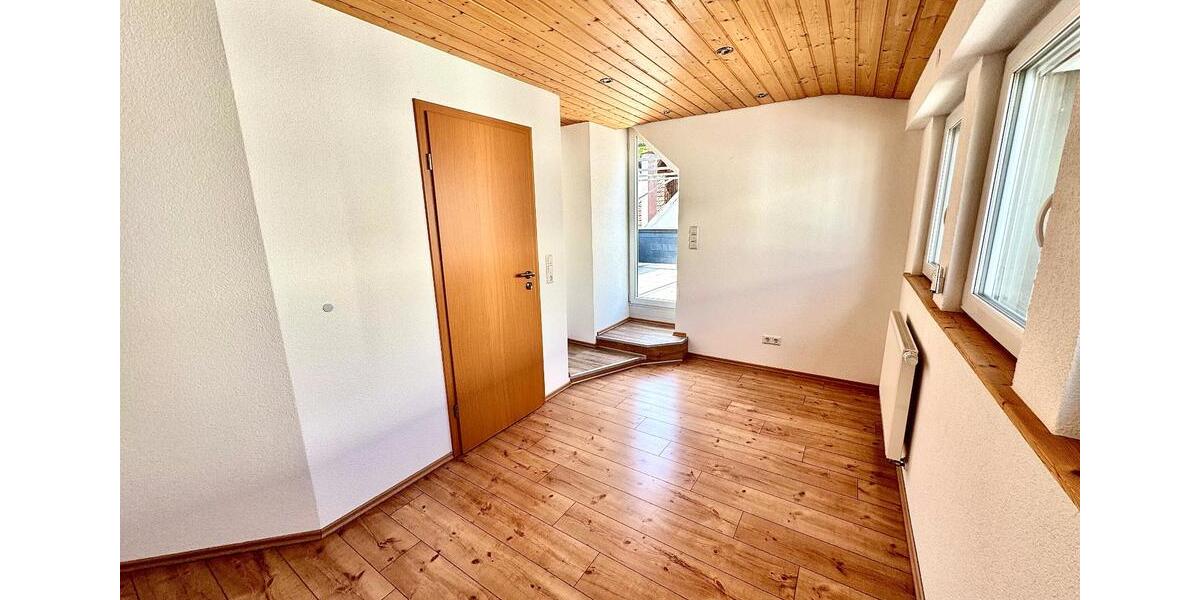 Reihenhaus Schramberg - 4 Zimmer, 144 m&sup2;, 1.120&euro; | Angebot:26296304