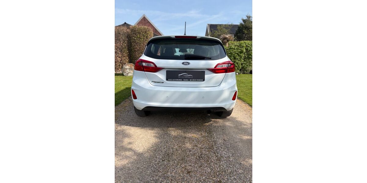 Ford Fiesta 82.042 km 7.999 &euro; Bocholt 46399
