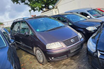 VW Sharan 227.456 km 3.666 € Hamburg 20539