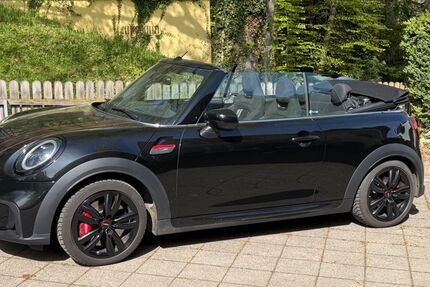 Mini John Cooper Works Cabrio 33.200 km 31.900 &euro; Regensburg 93047