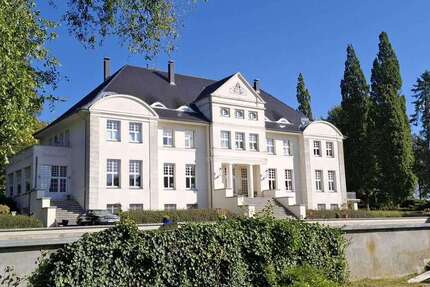 Haus zum Kaufen in Kröpelin 3.600.000 € 1450 m² 45 zimmer