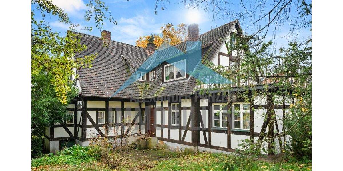 Freistehendes Fachwerkhaus - geeignet für gewerbliche Zimmervermietung! 7 zimmer