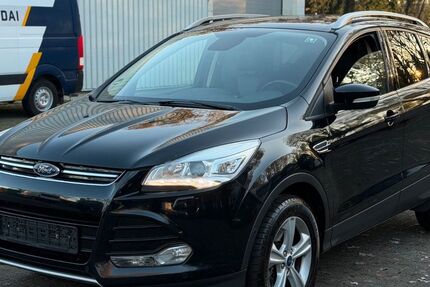 Ford Kuga 217.439 km 7.900 &euro; Nordhorn 48529