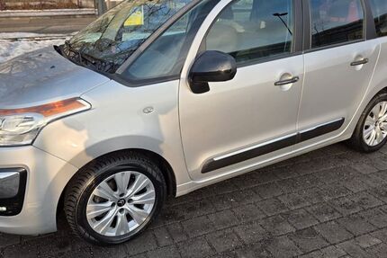 Citroen C3 Picasso 106.000 km 5.500 &euro; Berlin 13409