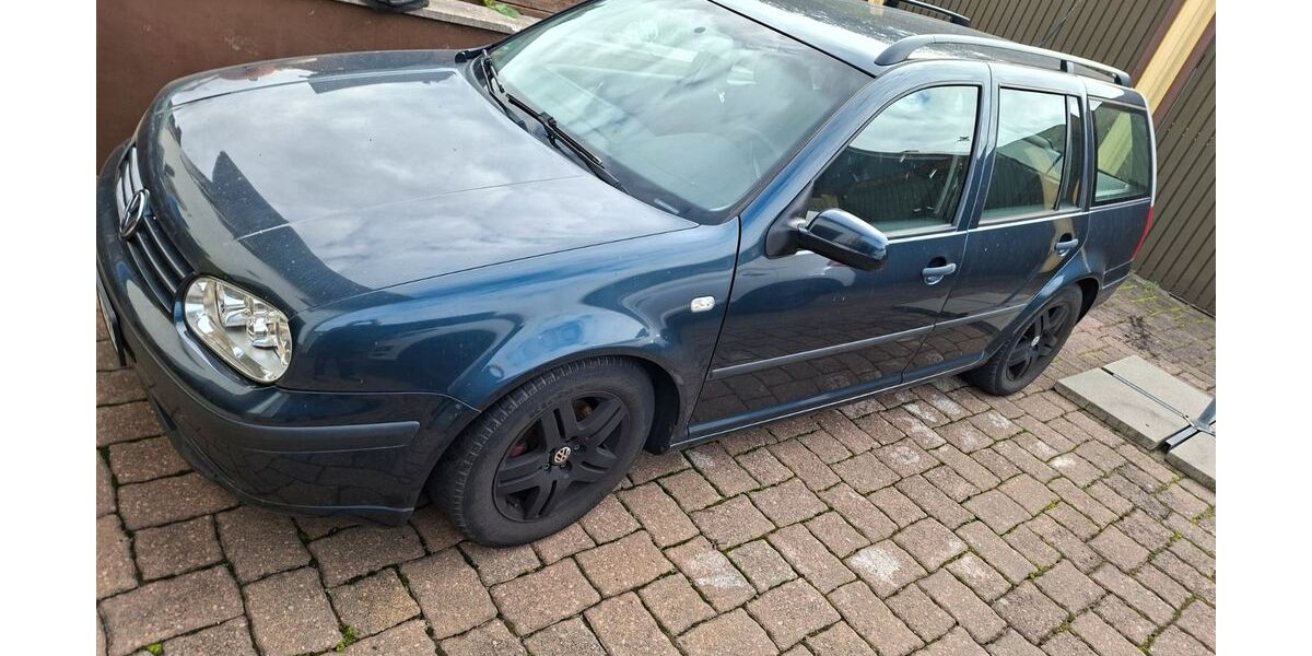 VW Golf 220.000 km 1.500 &euro; Hütschenhausen 66882