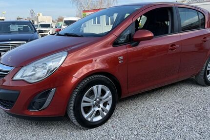 Opel Corsa 142.000 km 4.500 &euro; München 81829