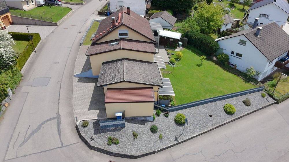 Mehrfamilienhaus, Wohnhaus Wehingen - 7 Zimmer, 160 m&sup2;, 494.000&euro; | Angebot:26684578