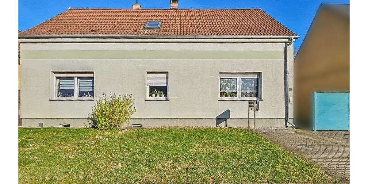 Einfamilienhaus Schwarzheide - 8 Zimmer, 380 m&sup2;, 589.000&euro; | Angebot:24155307