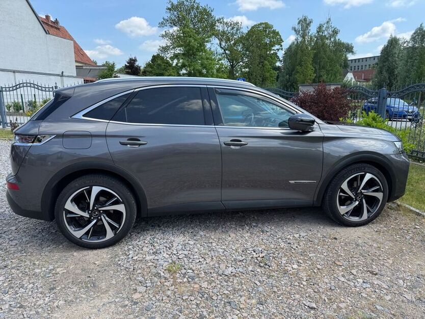 DS7 (Crossback)
