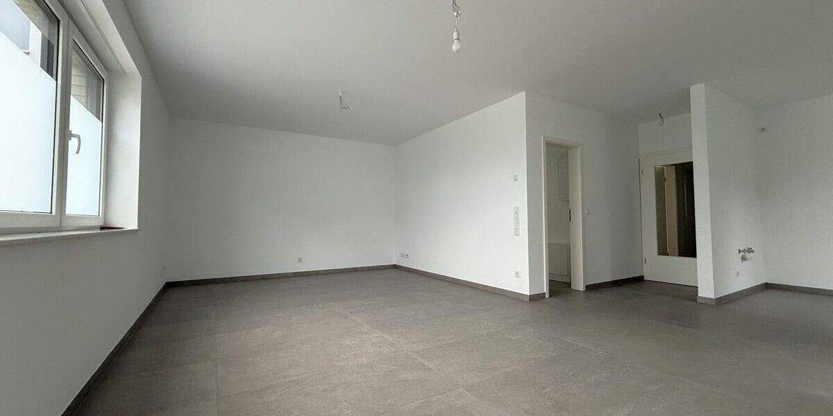 Etagenwohnung Bremerhaven Schiffdorferdamm - 3 Zimmer, 84 m&sup2;, 1.020&euro; | Angebot:24607573