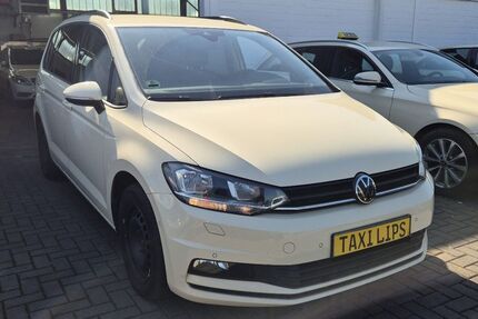 VW Touran 221.909 km 17.950 &euro; Korschenbroich 41352
