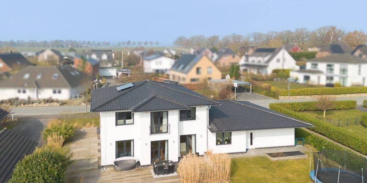 Einfamilienhaus Dänischenhagen - 8 Zimmer, 206 m&sup2;, 920.000&euro; | Angebot:26450938