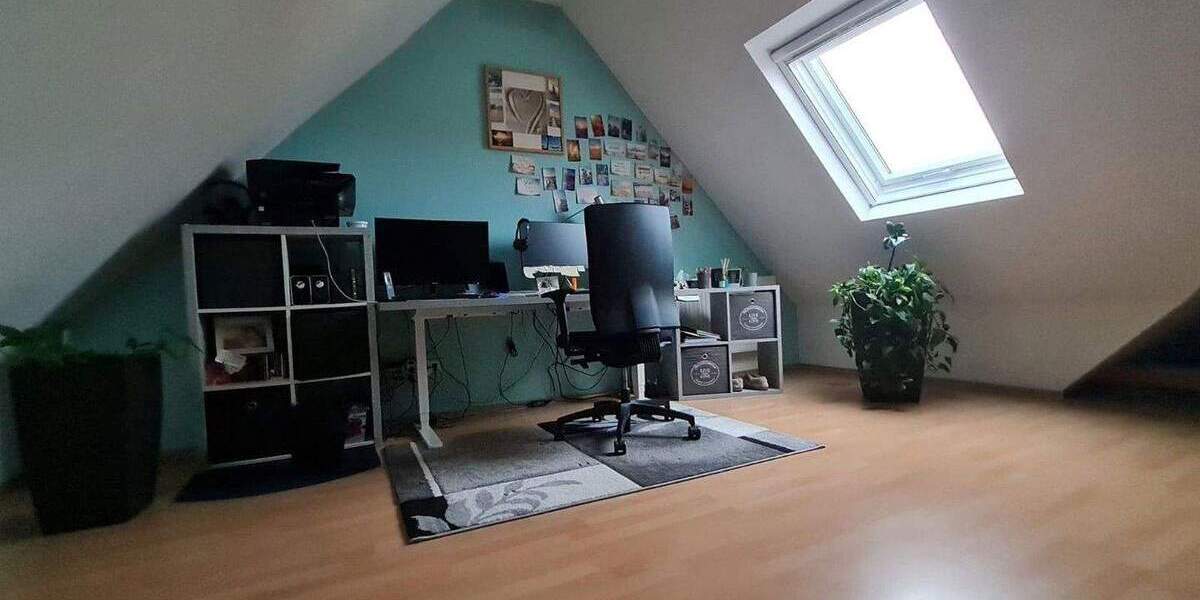 Reihenmittelhaus Karlsruhe Wolfartsweier - 5 Zimmer, 138 m&sup2;, 685.000&euro; | Angebot:24739313