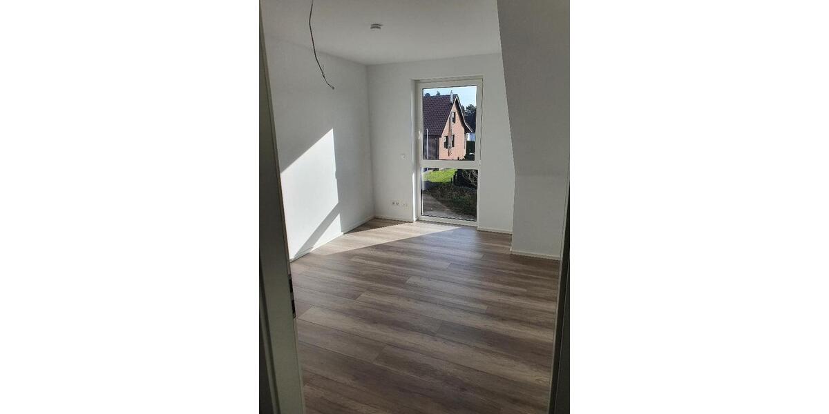 Doppelhaushälfte Wolfsburg Alt-Wolfsburg - 4 Zimmer, 130 m&sup2;, 2.000&euro; | Angebot:24877112