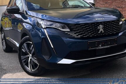 Peugeot 3008 Hybrid 225 Allure Pack EAT8*Kamera*LED*TotW 167.682 km 18.990 € Berlin 13187