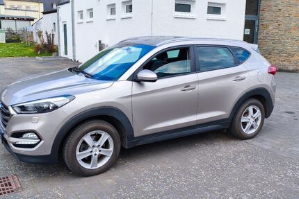 Hyundai TUCSON 120.500 km 13.780 &euro; Klüsserath 54340