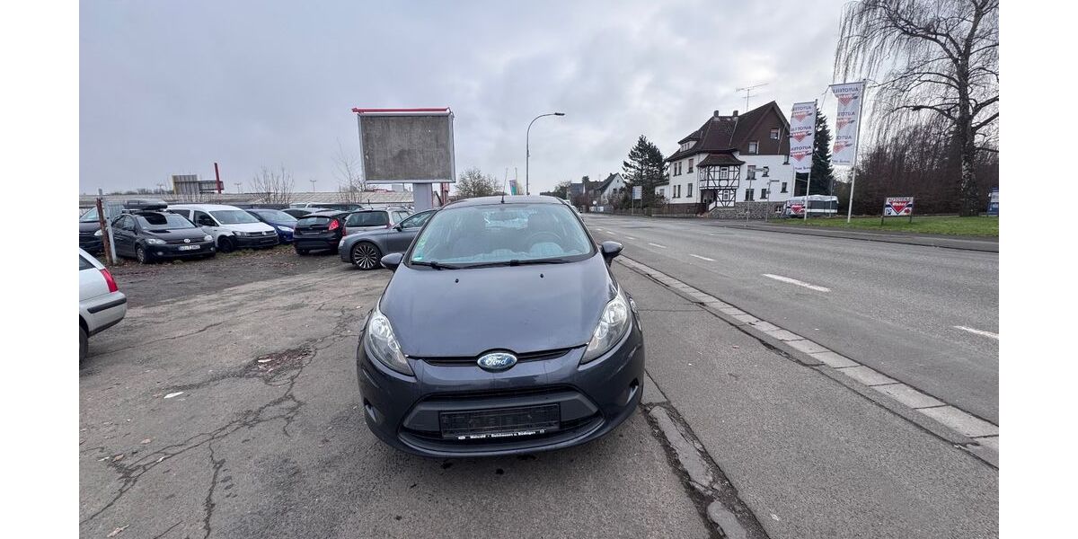Ford Fiesta 204.000 km 3.200 &euro; Hungen 35410