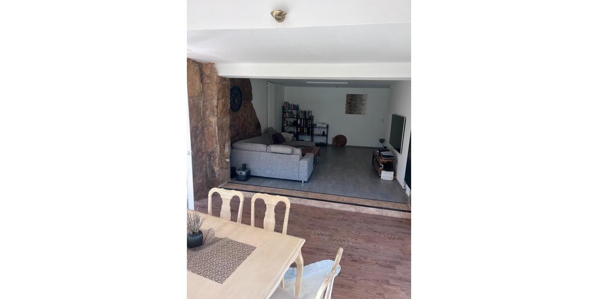 Mehrfamilienhaus, Wohnhaus Seelze - 3 Zimmer, 120 m&sup2;, 1.450&euro; | Angebot:26081170