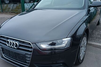 Audi A4 290.000 km 6.699 € Berlin 13597
