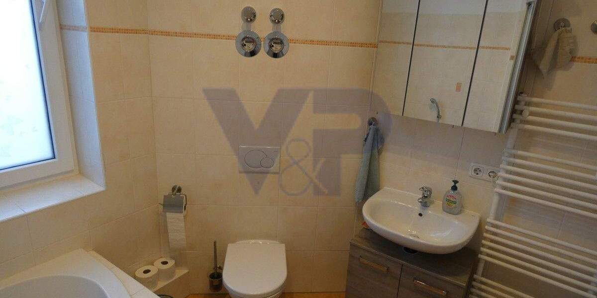 Etagenwohnung Gera Untermhaus - 4 Zimmer, 106 m&sup2;, 239.000&euro; | Angebot:25226868