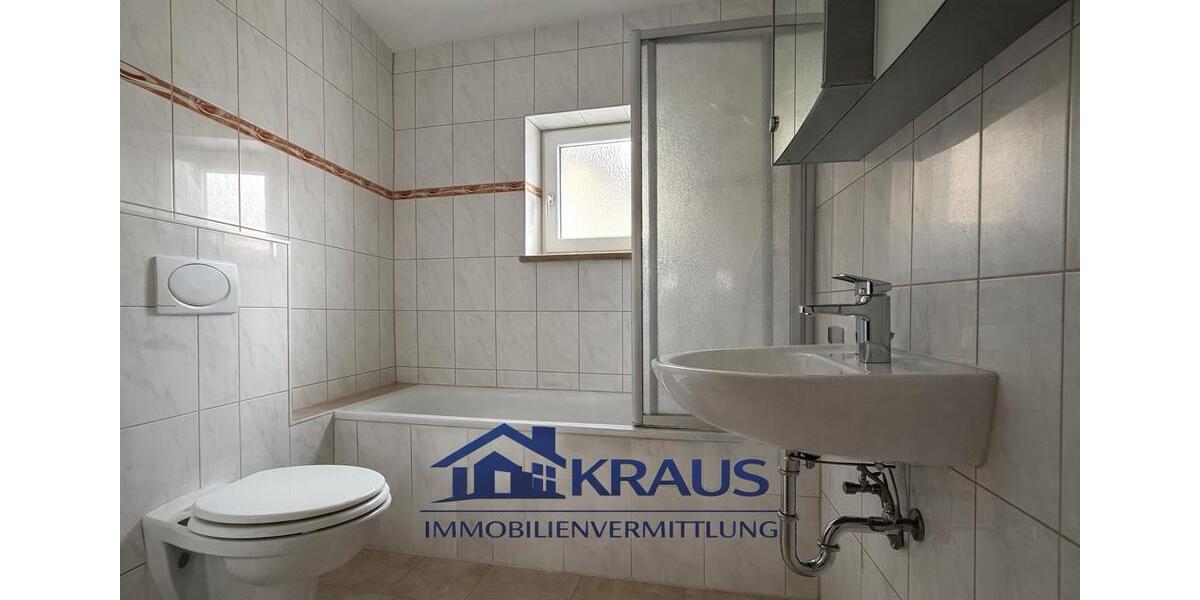 Etagenwohnung Weiden in der Oberpfalz - 3 Zimmer, 66 m&sup2;, 170.000&euro; | Angebot:26455514