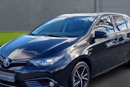 Toyota Auris 96.249 km 15.790 &euro; Wingst 21789