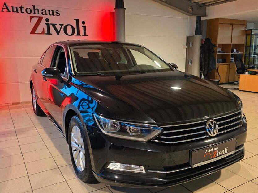 VW Passat 42.200 km 18.940 € Helmstedt 38350