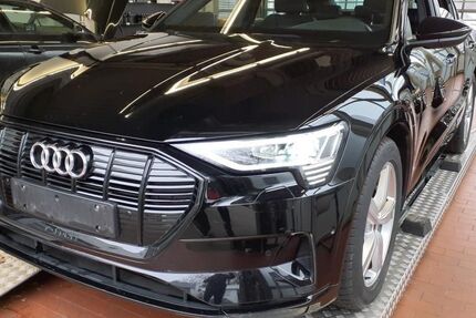 Audi e-tron 89.536 km 35.914 &euro; Hagen 58091