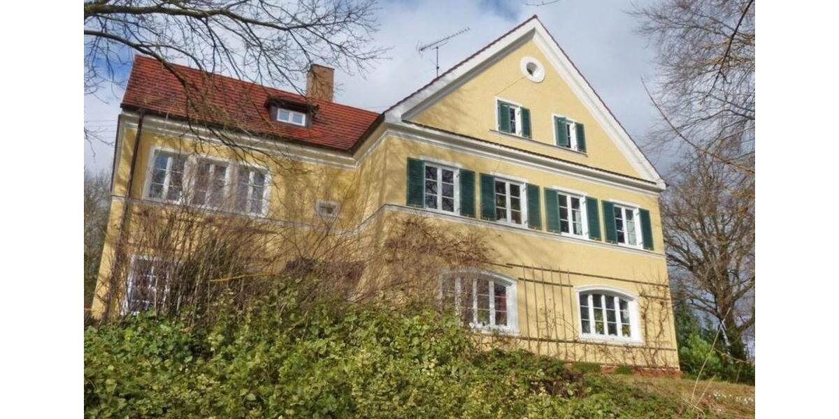 Villa Röfingen - 10 Zimmer, 336 m&sup2;, 998.000&euro; | Angebot:23556272
