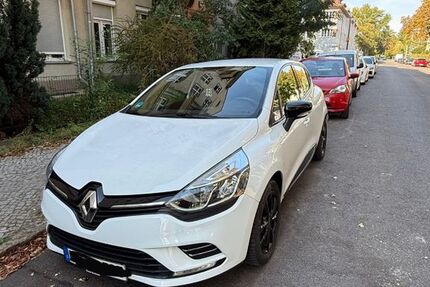 Renault Clio 13.822 km 10.399 &euro; Berlin 12489