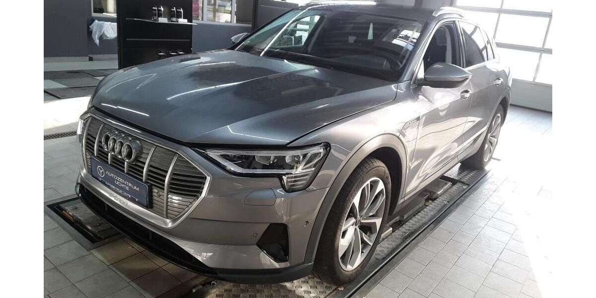 Audi e-tron 29.800 km 28.899 &euro; Uchte 31600