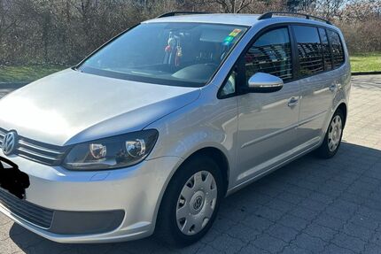 VW Touran 227.500 km 8.450 &euro; Freiburg 79108