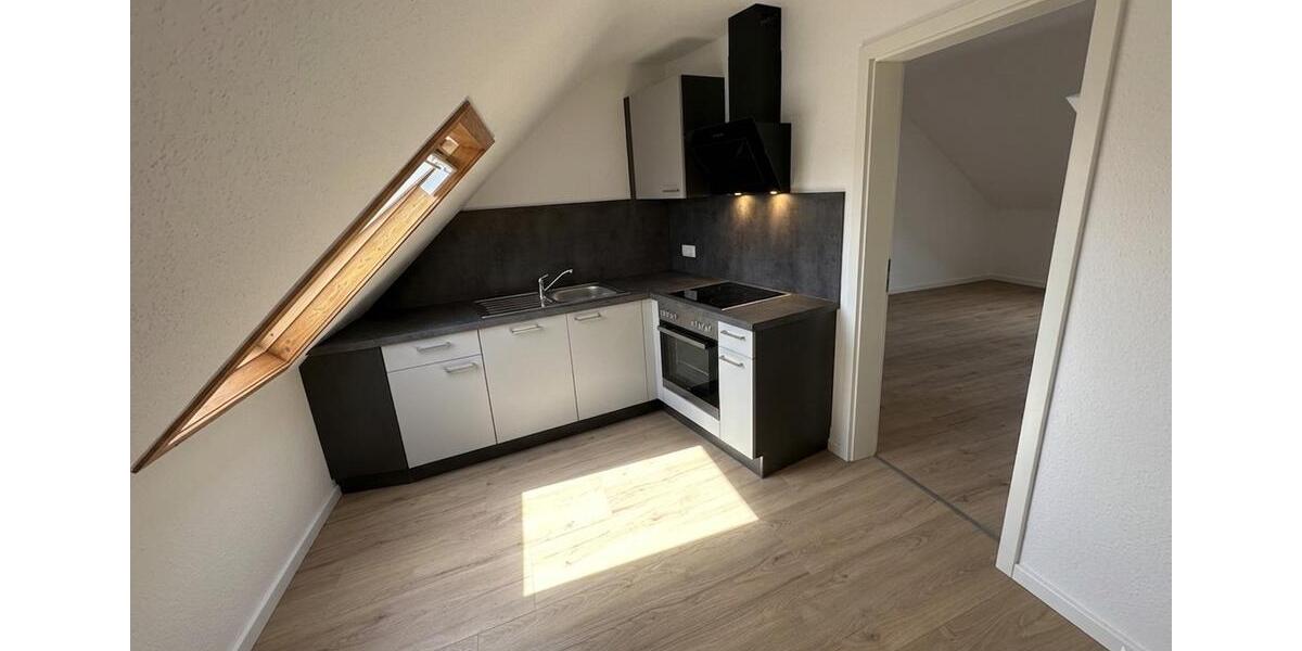 Dachgeschoßwohnung Bürstadt - 3 Zimmer, 76 m&sup2;, 1.100&euro; | Angebot:26625711
