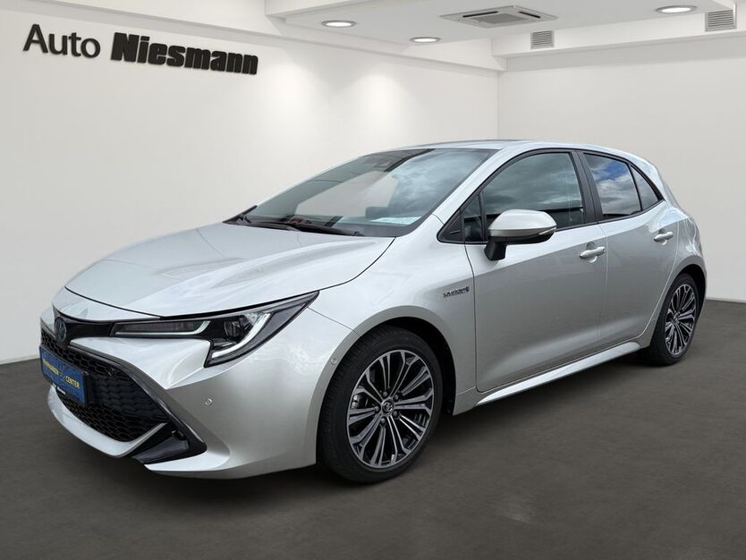 Toyota Corolla 33.100 km 23.840 € Ahlen 59229
