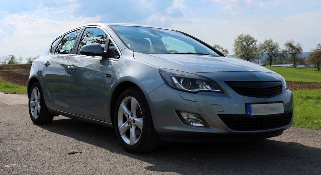 Opel Astra 134.000 km 7.799 &euro; Heilbronn 74080