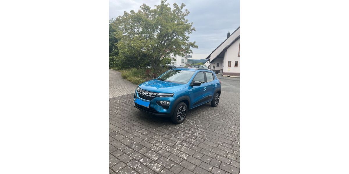 Dacia Spring 29.172 km 9.750 &euro; Dillenburg 35685