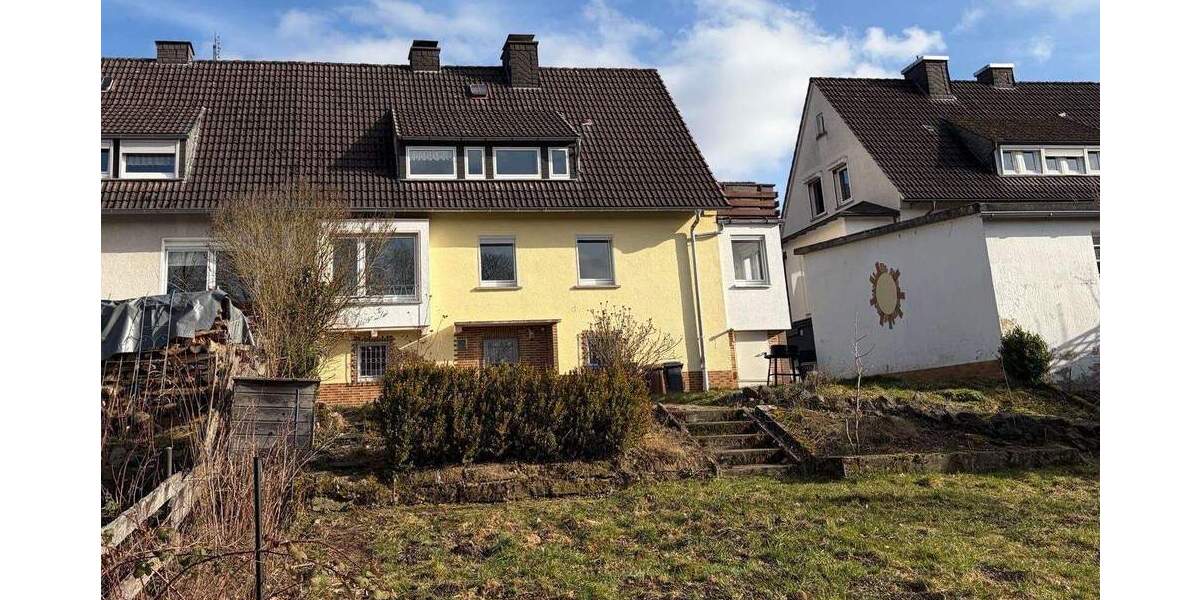 Doppelhaushälfte Bad Berleburg - 5 Zimmer, 135 m&sup2;, 189.000&euro; | Angebot:25938522