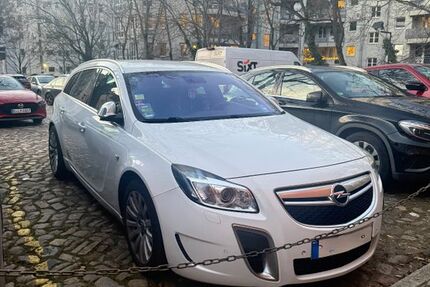 Opel Insignia 147.500 km 10.500 &euro; Berlin 12047