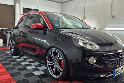 Opel Adam 83.000 km 13.300 &euro; Meschede 59872