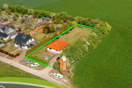 Rückzugsort im Grünen - Stilvoller Bungalow mit gepflegtem Grundstück und Terrasse 3 zimmer