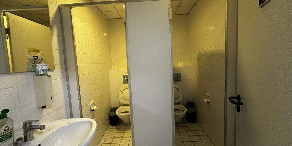 Gewerbeobjekt Saarbrücken St Johann - 1 Zimmer, 410 m&sup2;, 3.000&euro; | Angebot:25565993