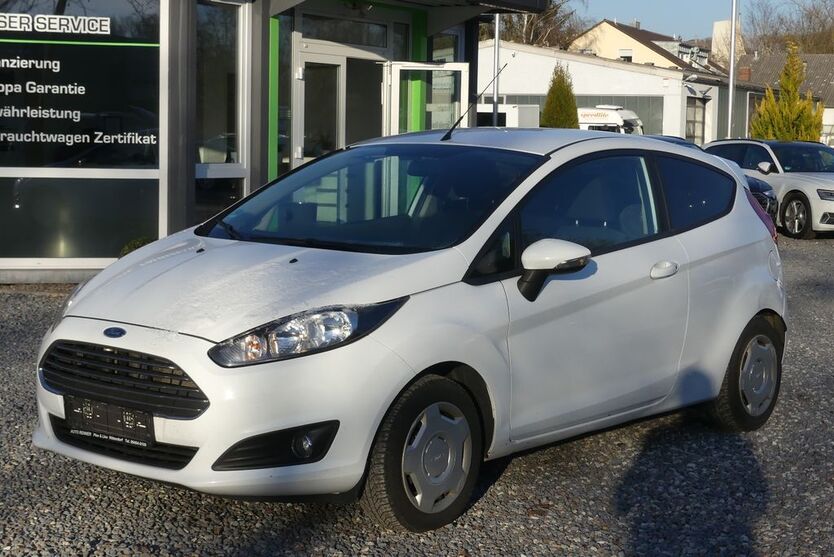 Ford Fiesta 168.192 km 3.450 € Regensburg 93059